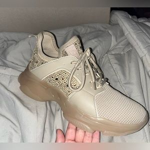 Steve Madden (Ganzo) Maxima Rhinestone Trainer
Sneakers Blush Multi